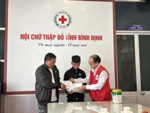 Gia Lai: Tặng 400 suất quà cho người nghèo vùng khó huyện Đak Đoa và Chư Păh 11